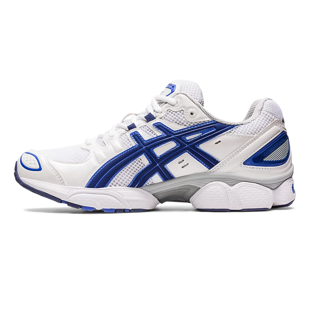 Asics gel 2025 quantum 9 white