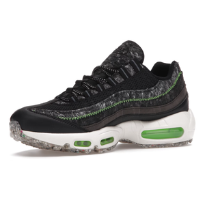 Air Max 95 SE "Black/Electric Green" (Mens) Angle 2