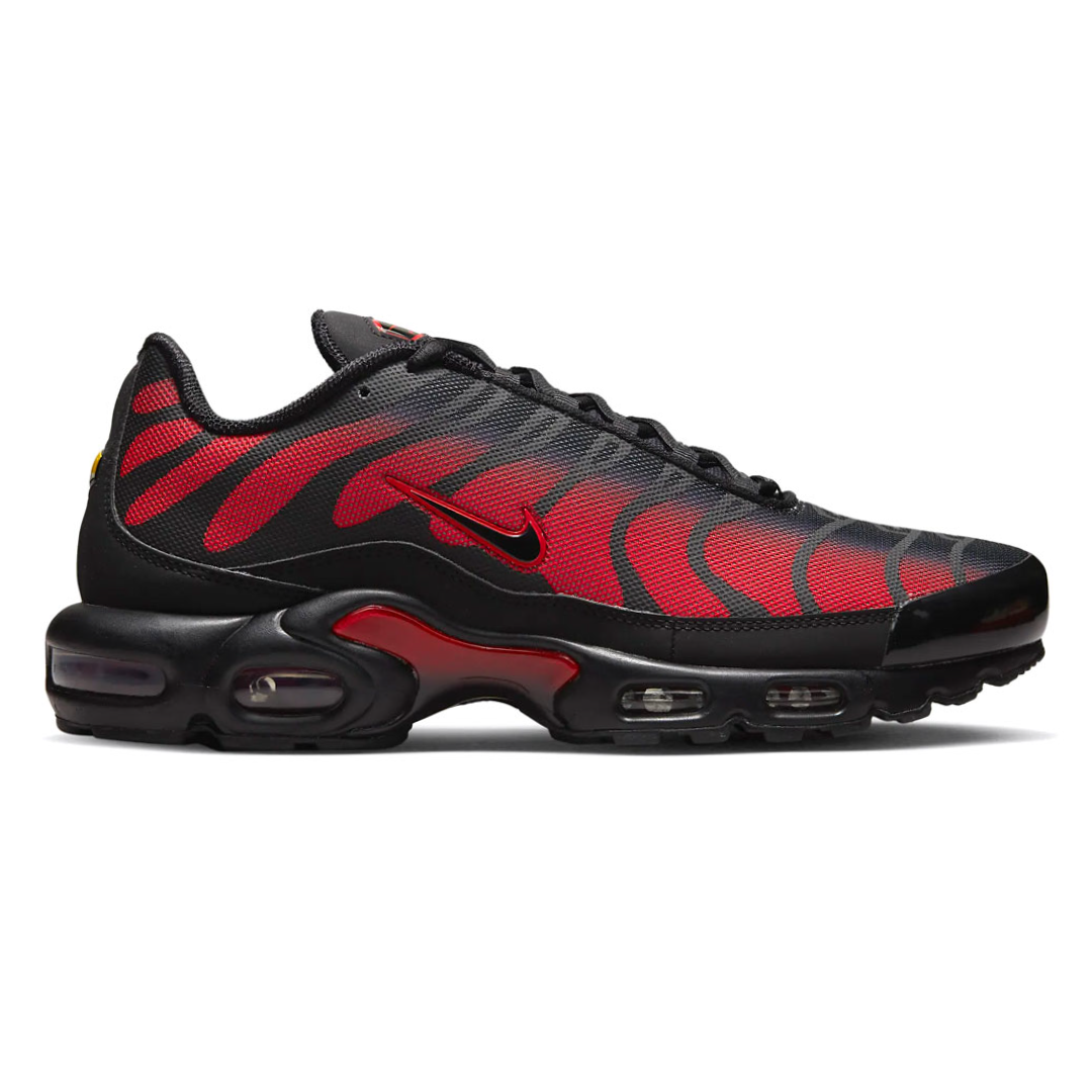 All red top air max tn